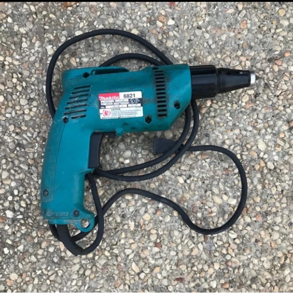 Makita Drywall Screwdriver Screw Gun Reversible Drill Tool # 6821 Tested Works